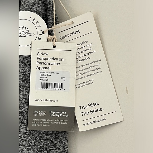 NWT Vuori Halo Essential Wide leg pants Size Medium M Heather Grey - Picture 7 of 8